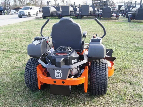 Husqvarna MZ61 61″ Zero Turn Lawns Mowers 24HP KAW (Scratch and Dent) - Image 4